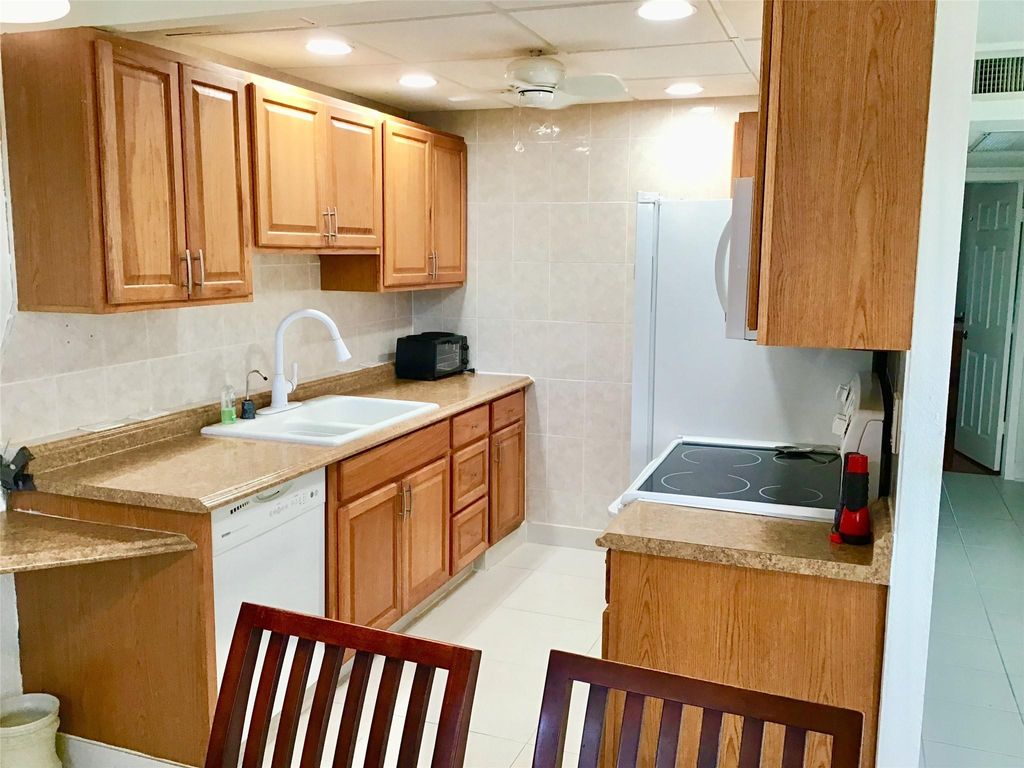 Photo of 2038 Exeter C #2038, Boca Raton, FL 33434 (MLS # F10540066)