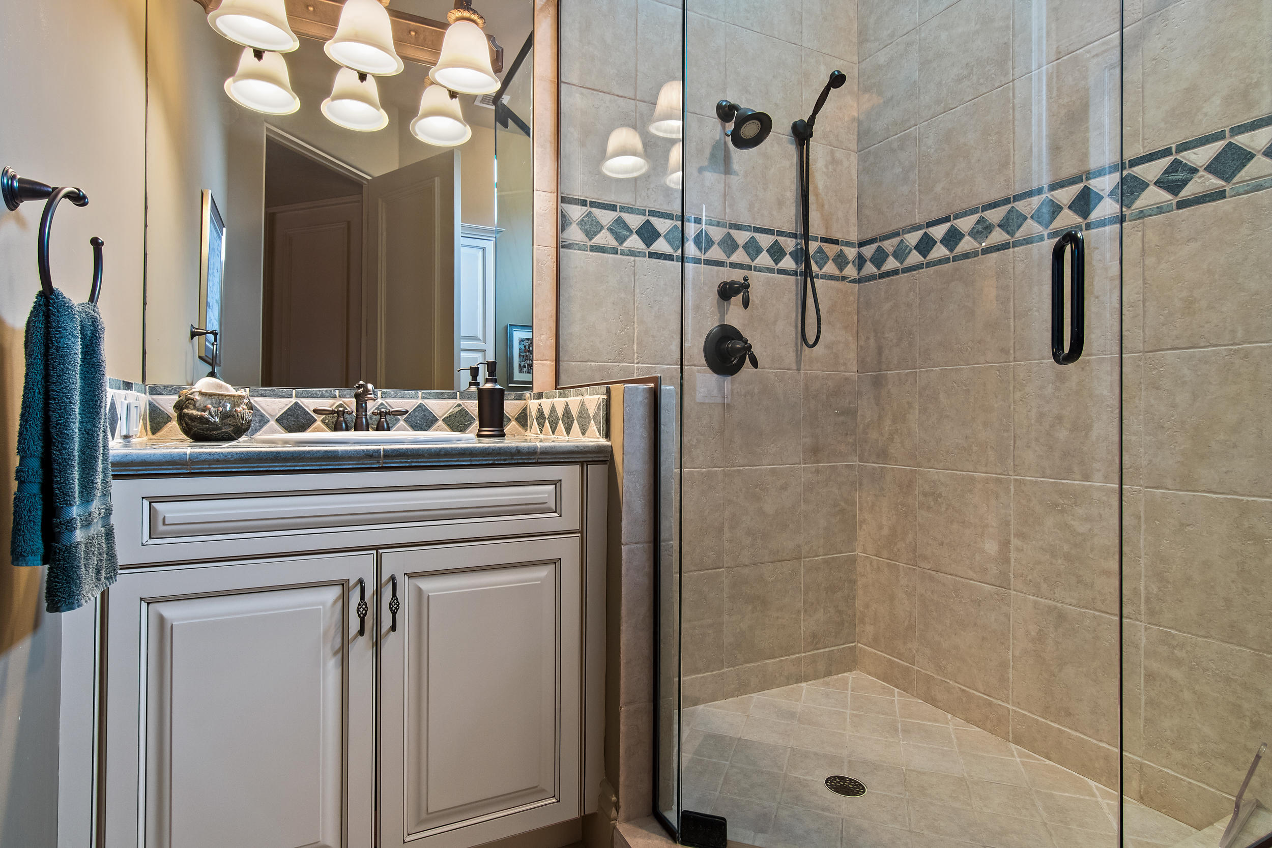 GOMEZ GRANT - Residential