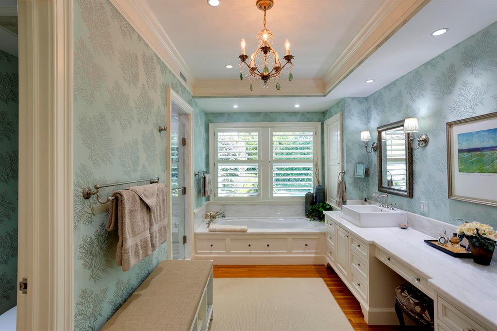 ROYAL PARK - Residential