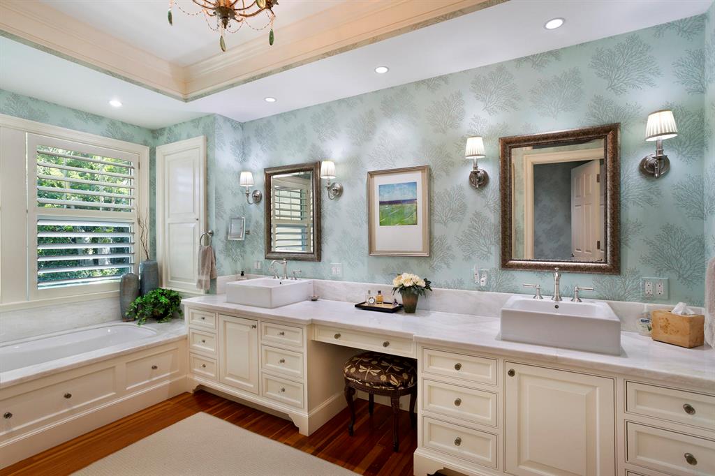 ROYAL PARK - Residential