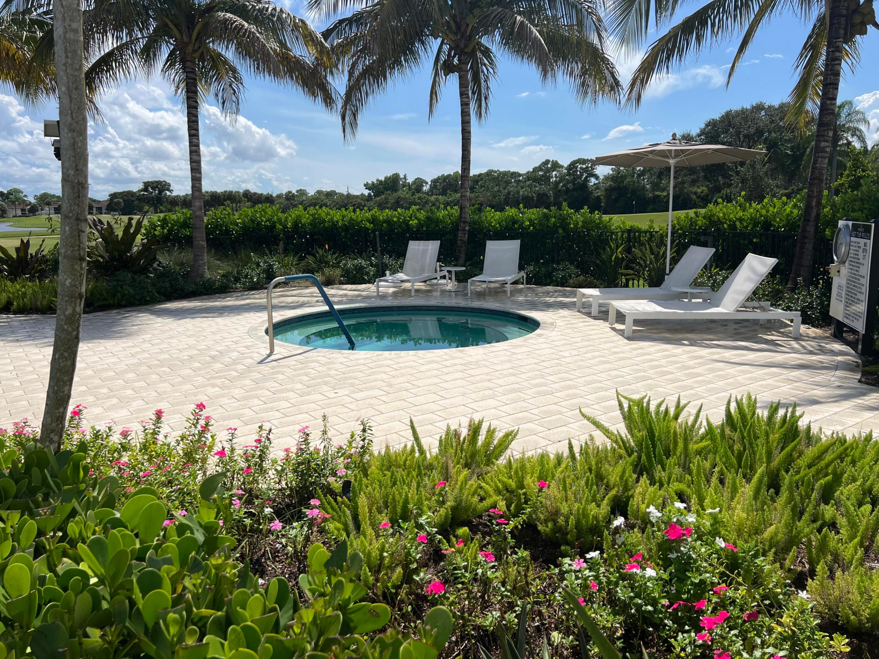 PINEWOOD CONDOS - Residential