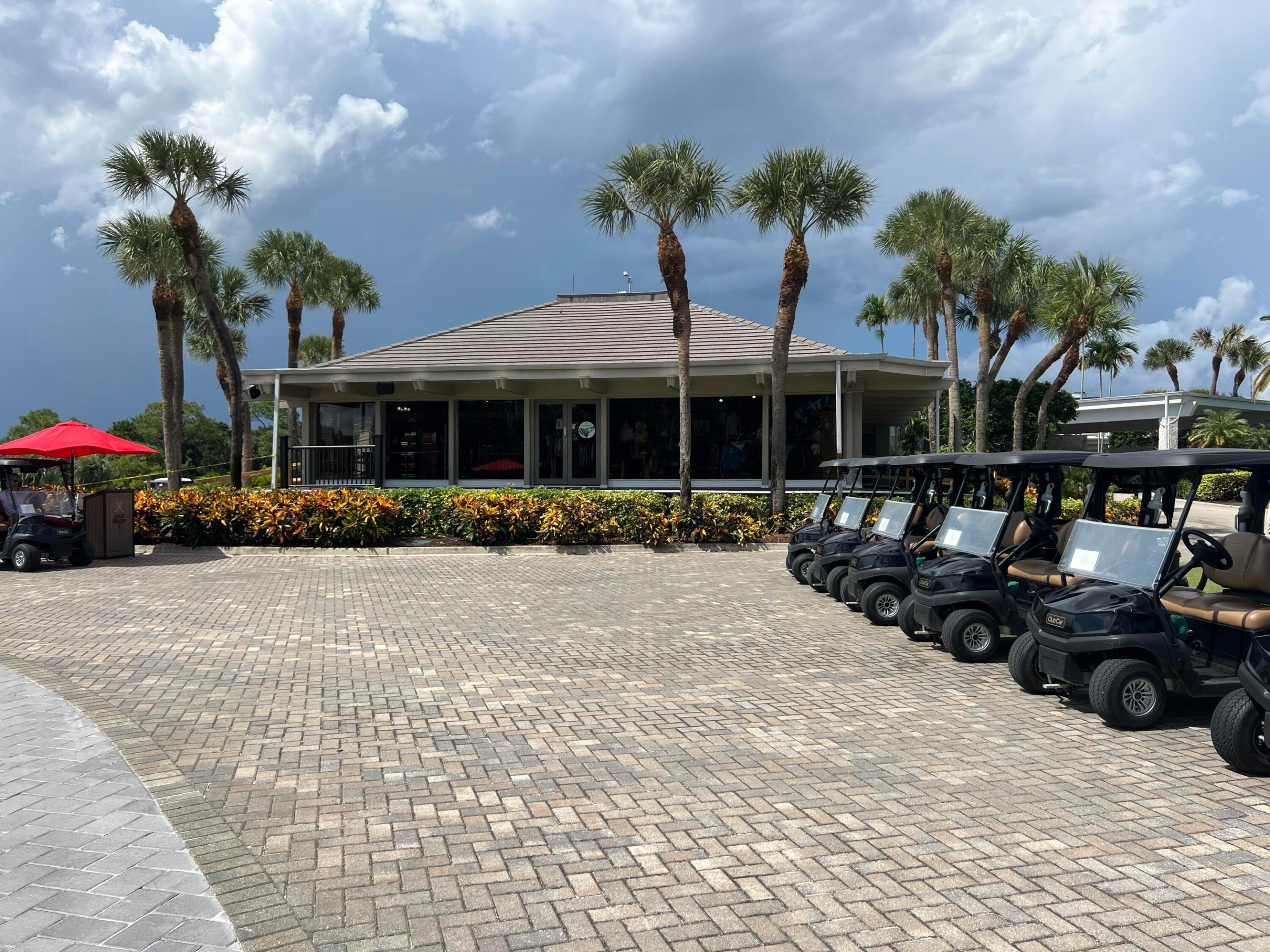 PINEWOOD CONDOS - Residential