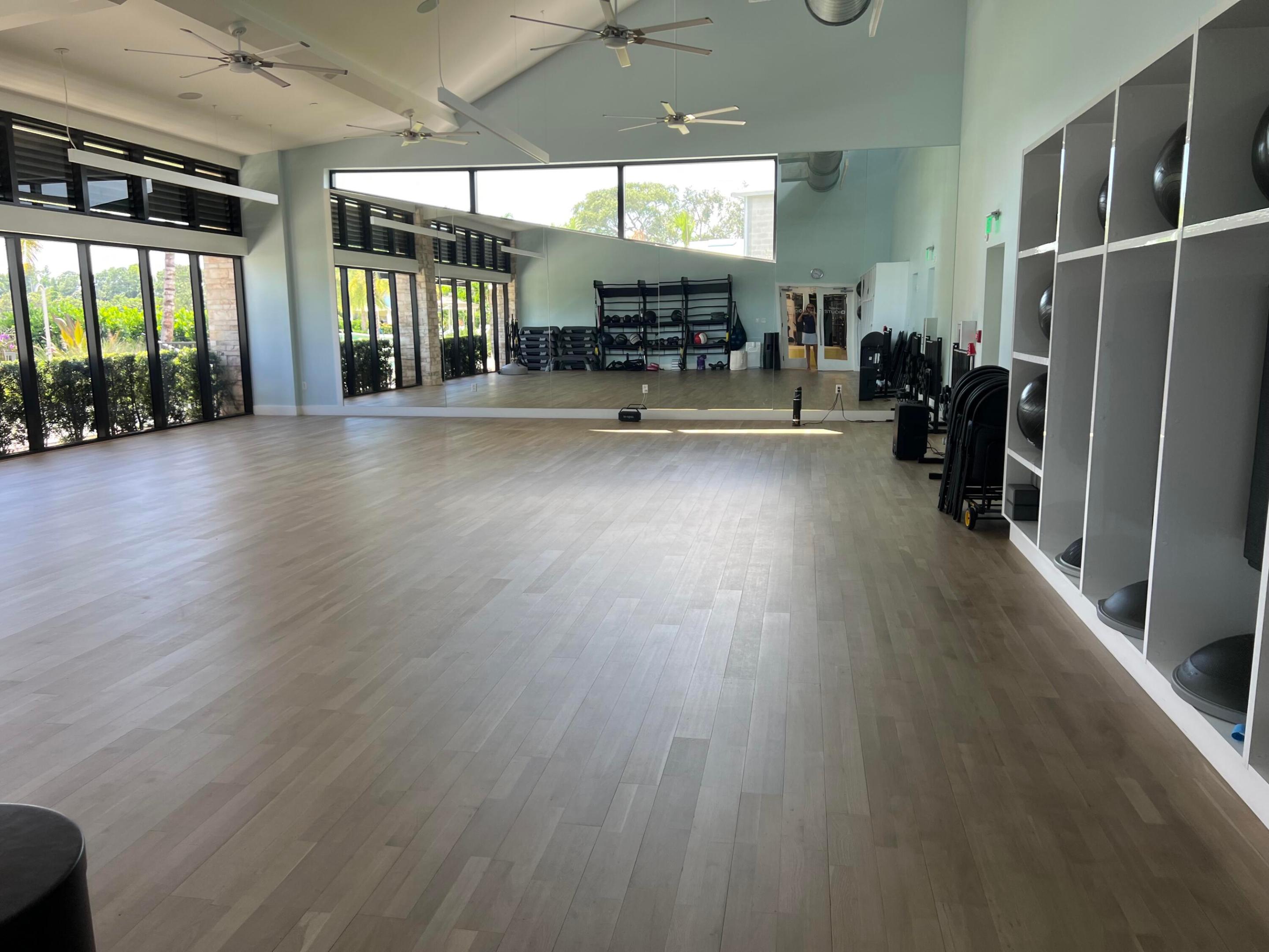 PINEWOOD CONDOS - Residential