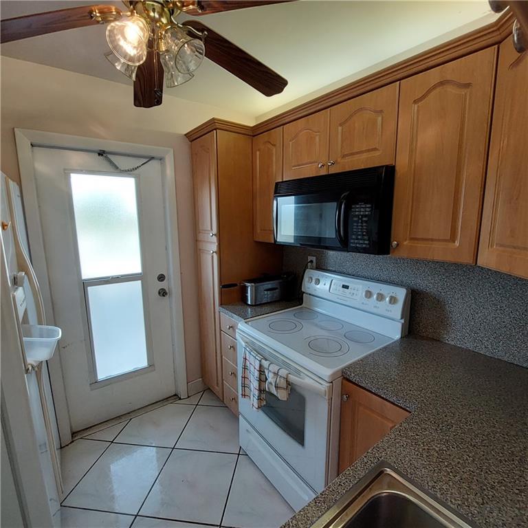 Hawaiian Gardens Ph6 - Residential