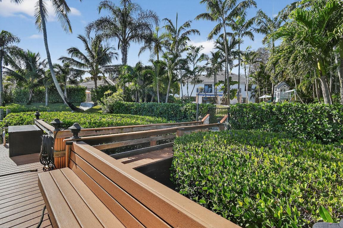 LOXAHATCHEE POINTE - Residential