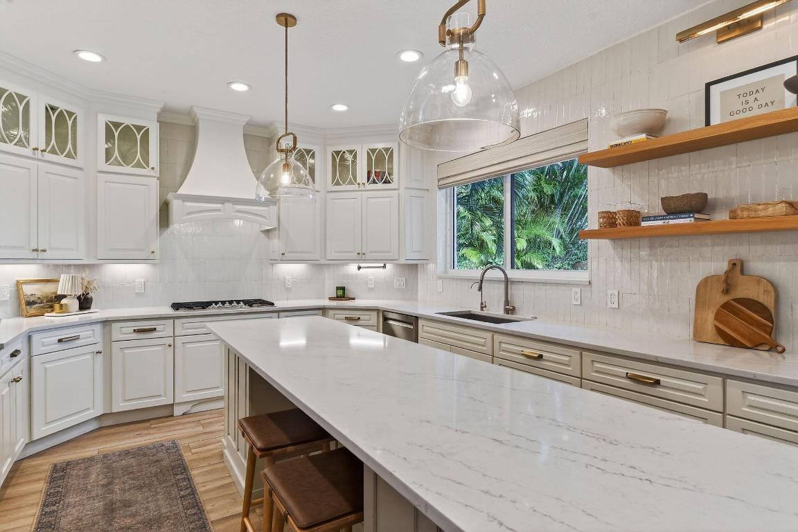 LOXAHATCHEE POINTE - Residential