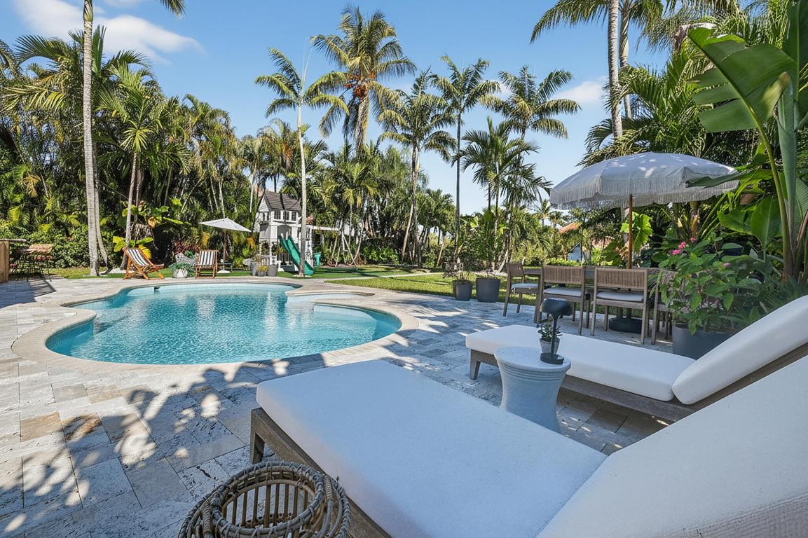 LOXAHATCHEE POINTE - Residential