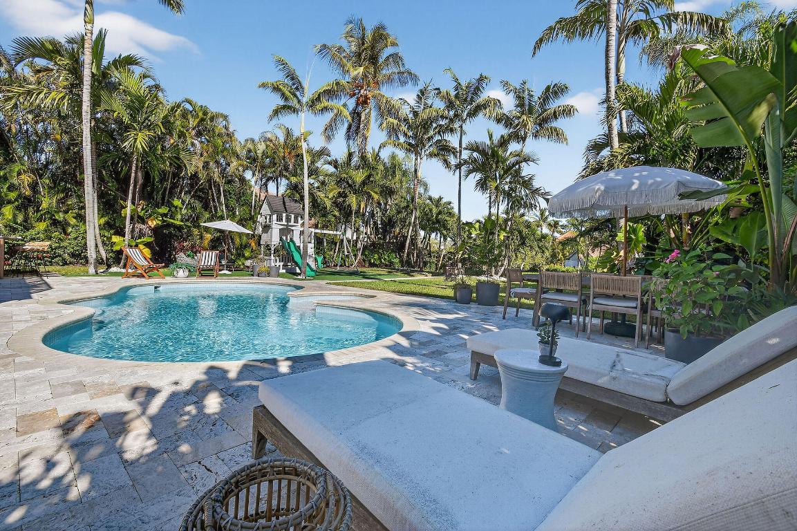 LOXAHATCHEE POINTE - Residential