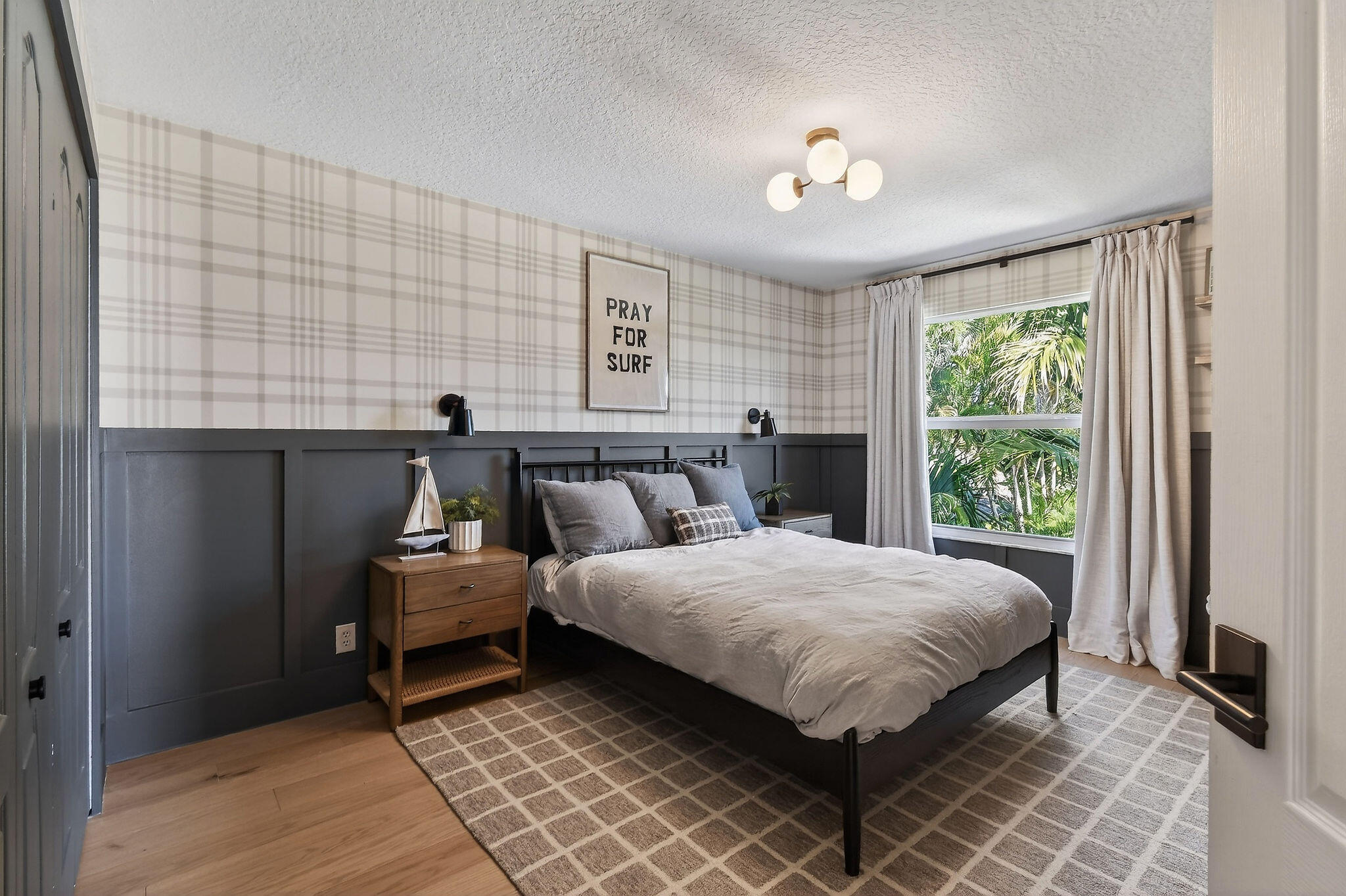 LOXAHATCHEE POINTE - Residential