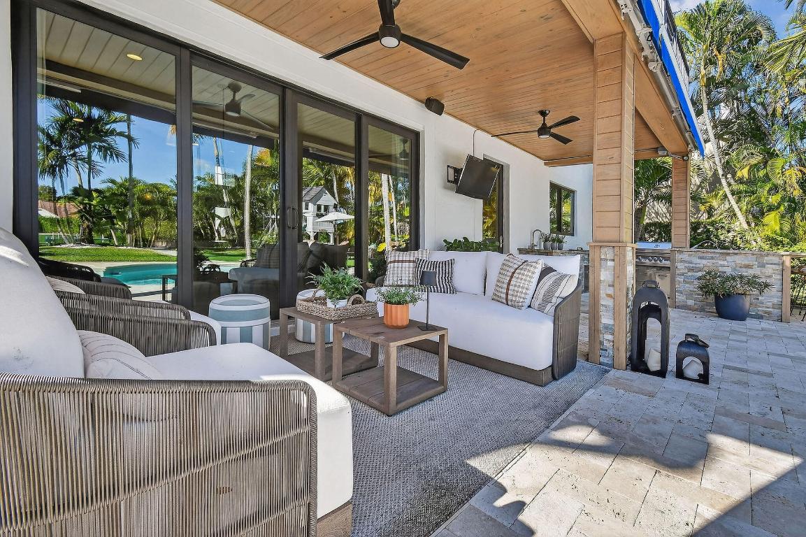 LOXAHATCHEE POINTE - Residential