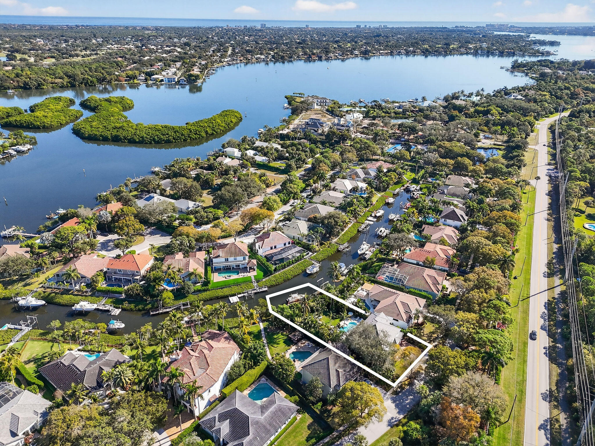 LOXAHATCHEE POINTE - Residential