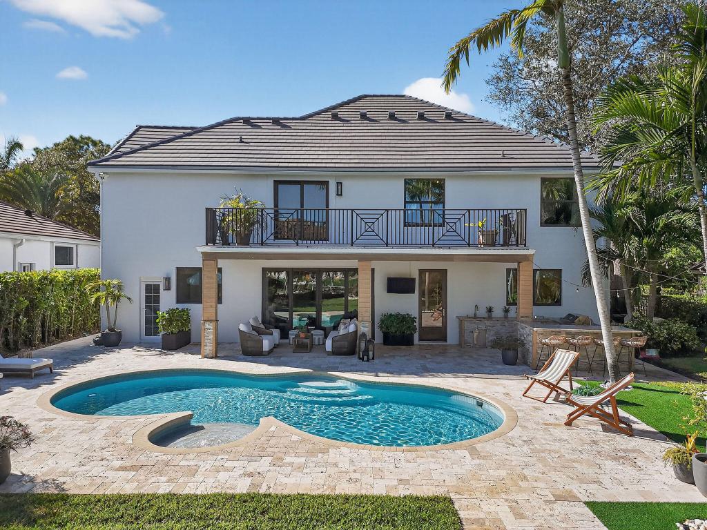 LOXAHATCHEE POINTE - Residential