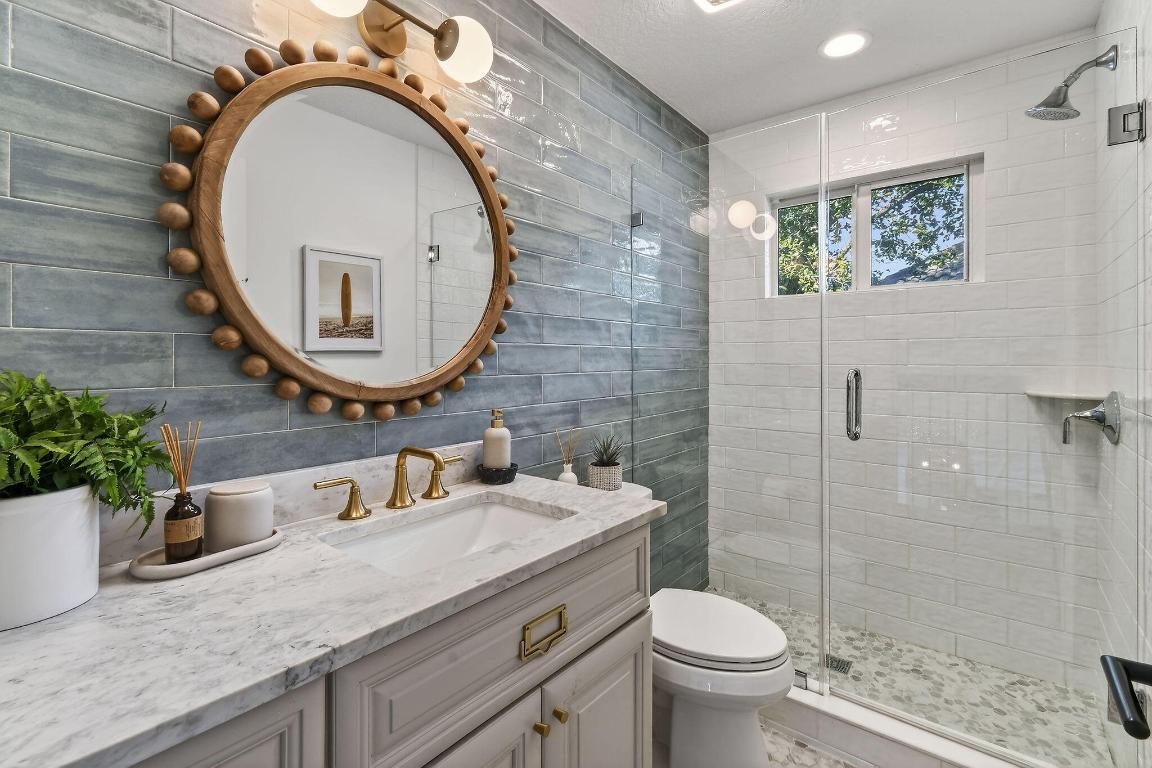 LOXAHATCHEE POINTE - Residential