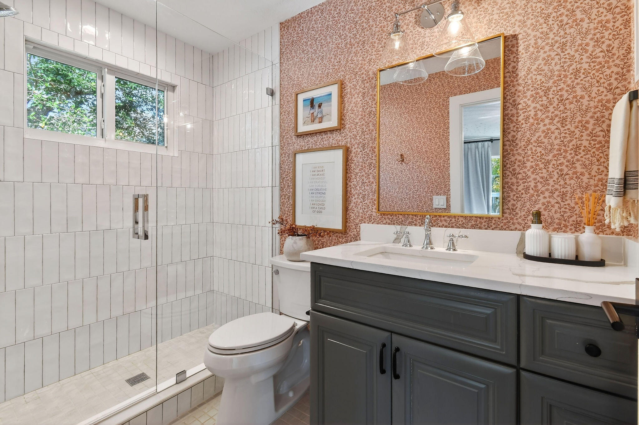 LOXAHATCHEE POINTE - Residential