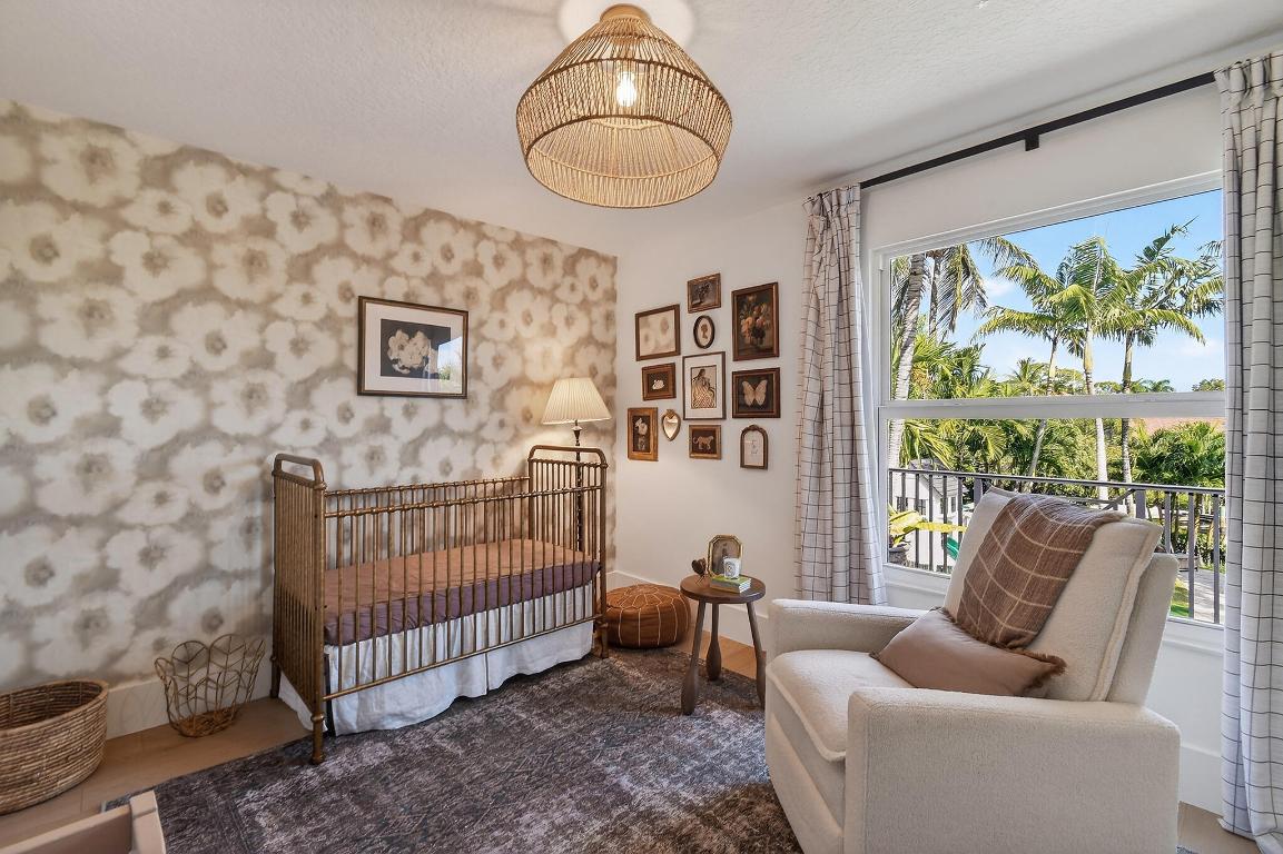 LOXAHATCHEE POINTE - Residential