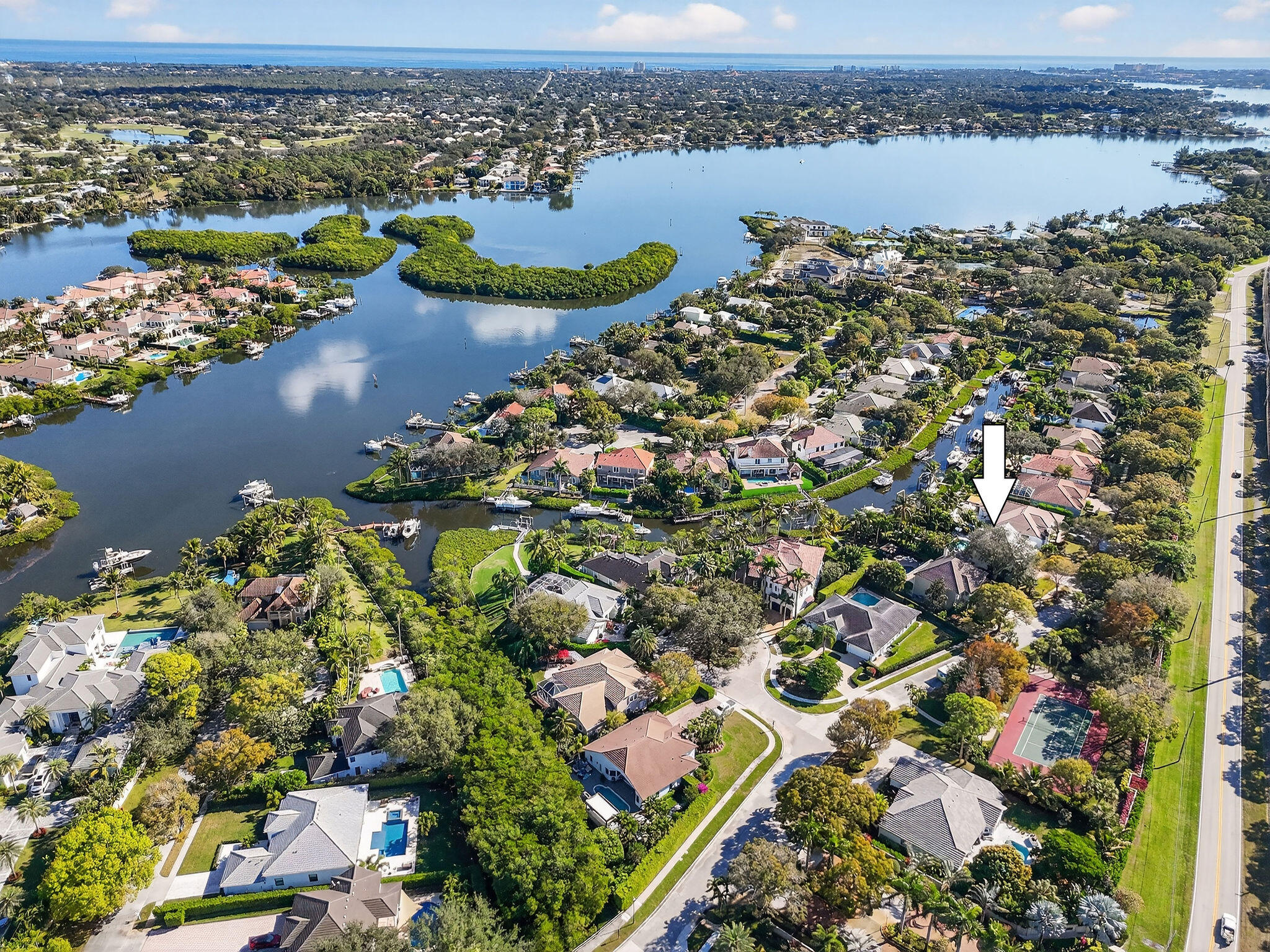 LOXAHATCHEE POINTE - Residential