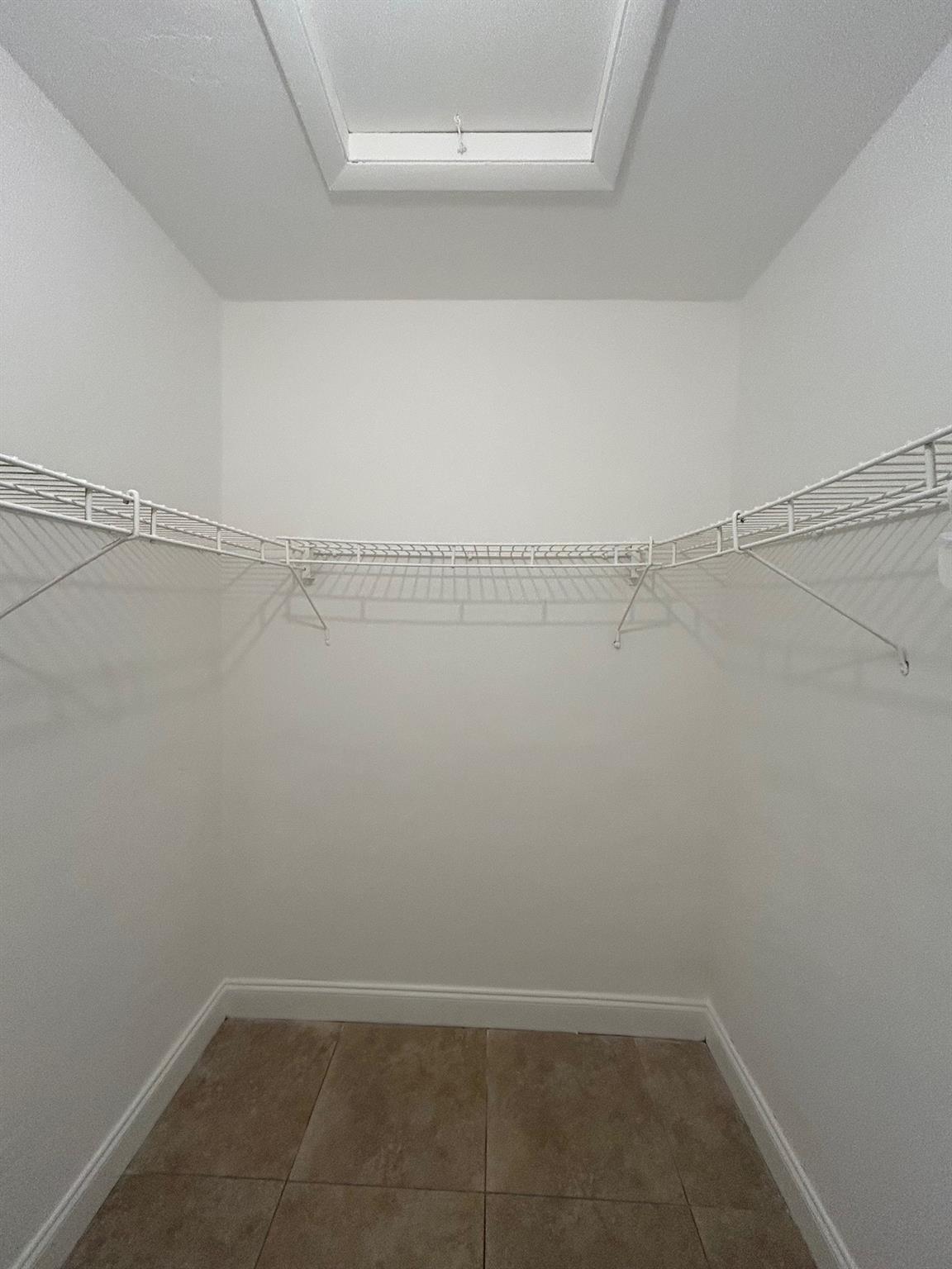 Park Place At Pompano Con - Residential Lease