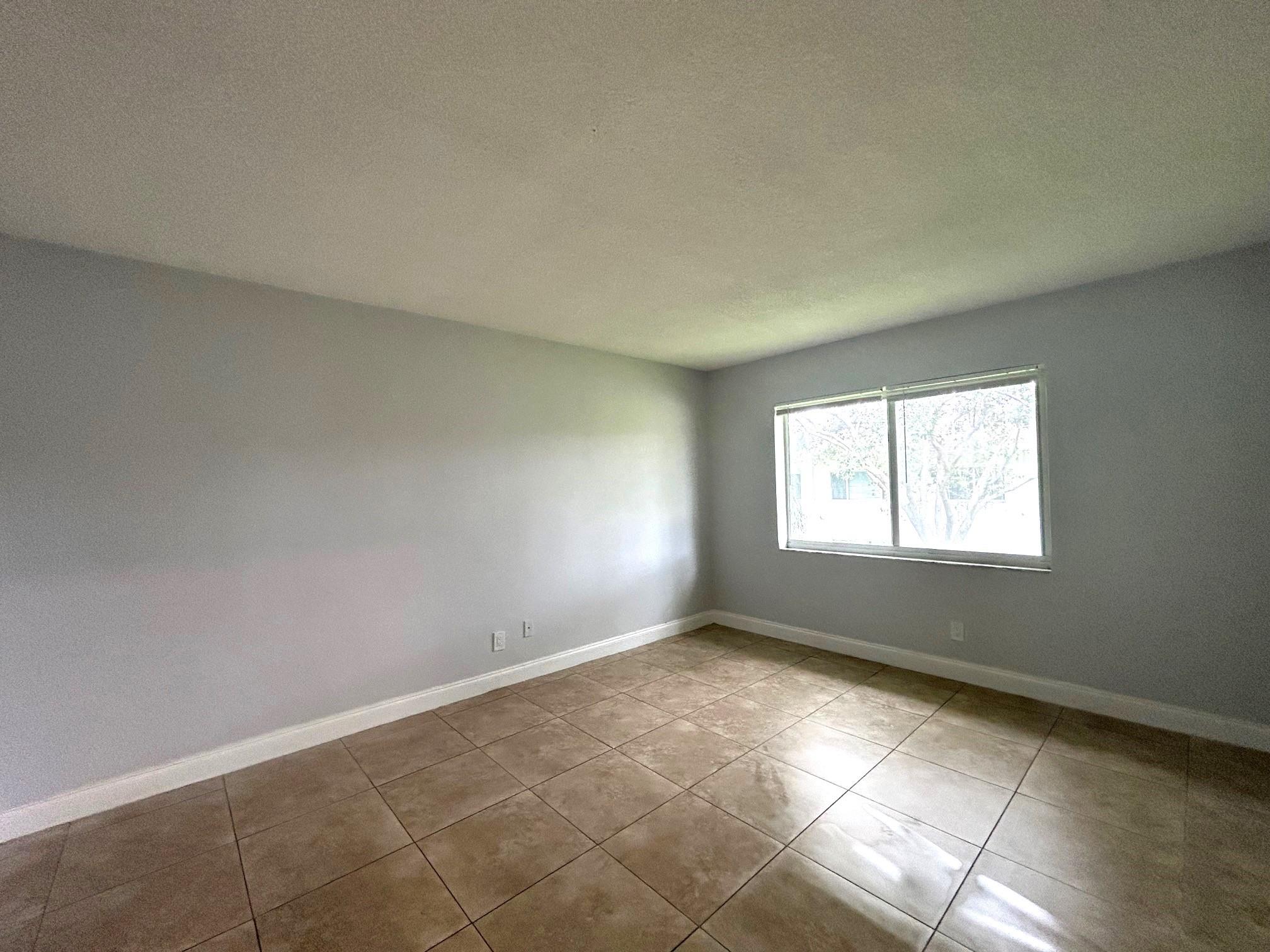 Park Place At Pompano Con - Residential Lease