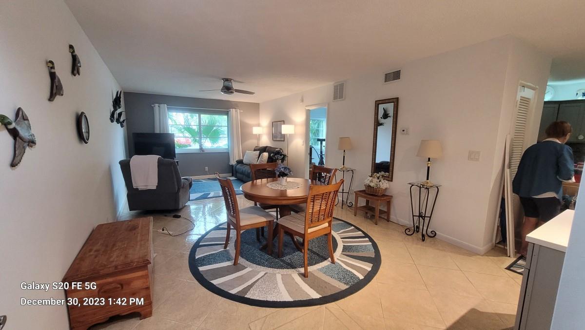 OAKLAND GROVE VILLAGE CON - Residential