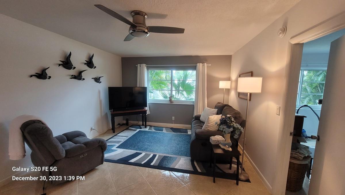 OAKLAND GROVE VILLAGE CON - Residential