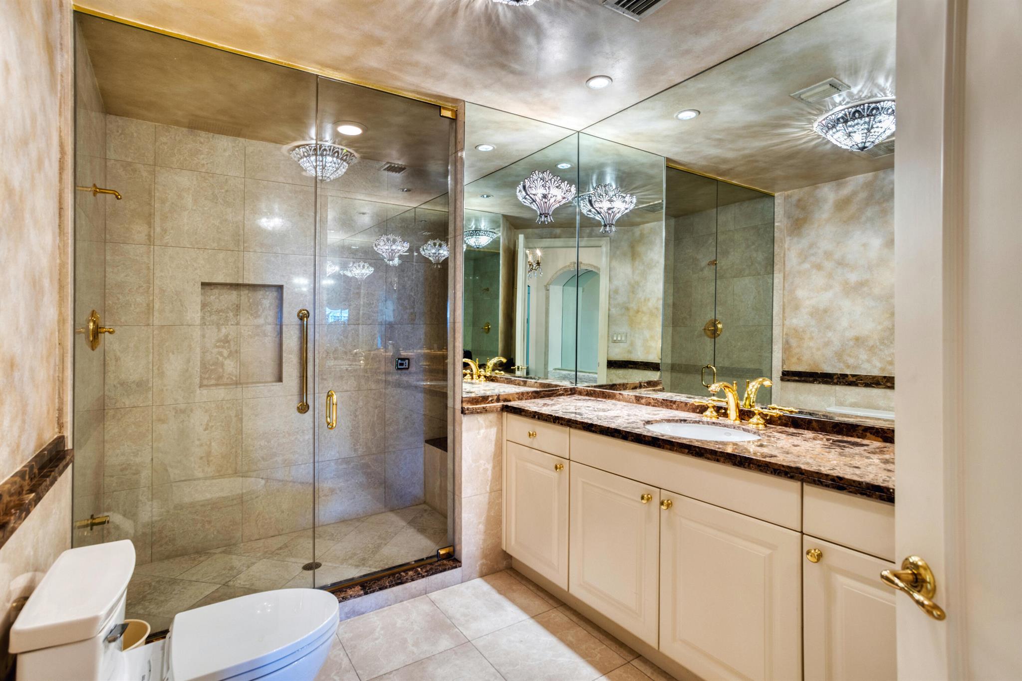 MIZNER GRAND - Residential