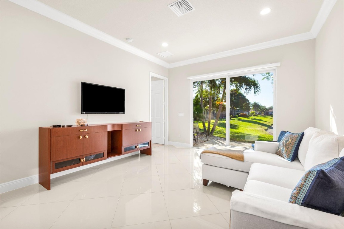 VILLAGGIO RESERVE - Residential