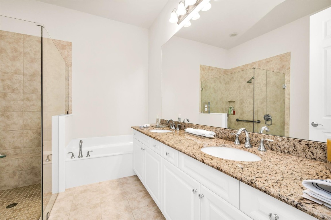 VILLAGGIO RESERVE - Residential