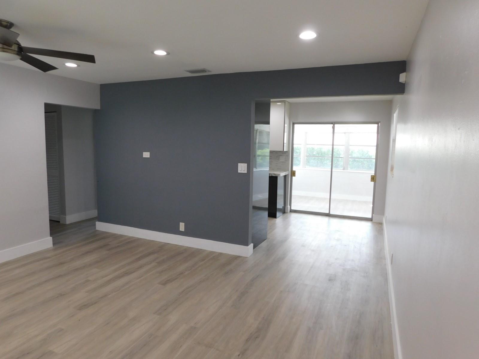 Oak Grove 27-16 B - Residential Lease