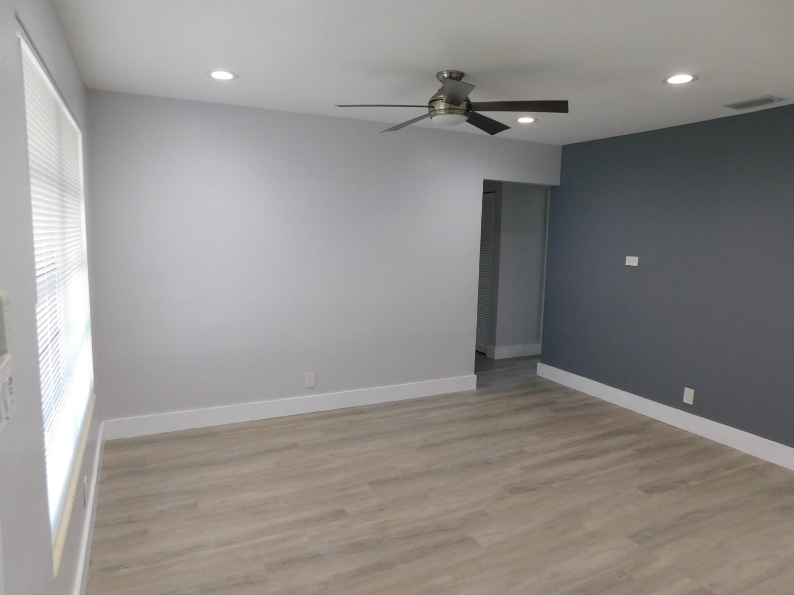 Oak Grove 27-16 B - Residential Lease