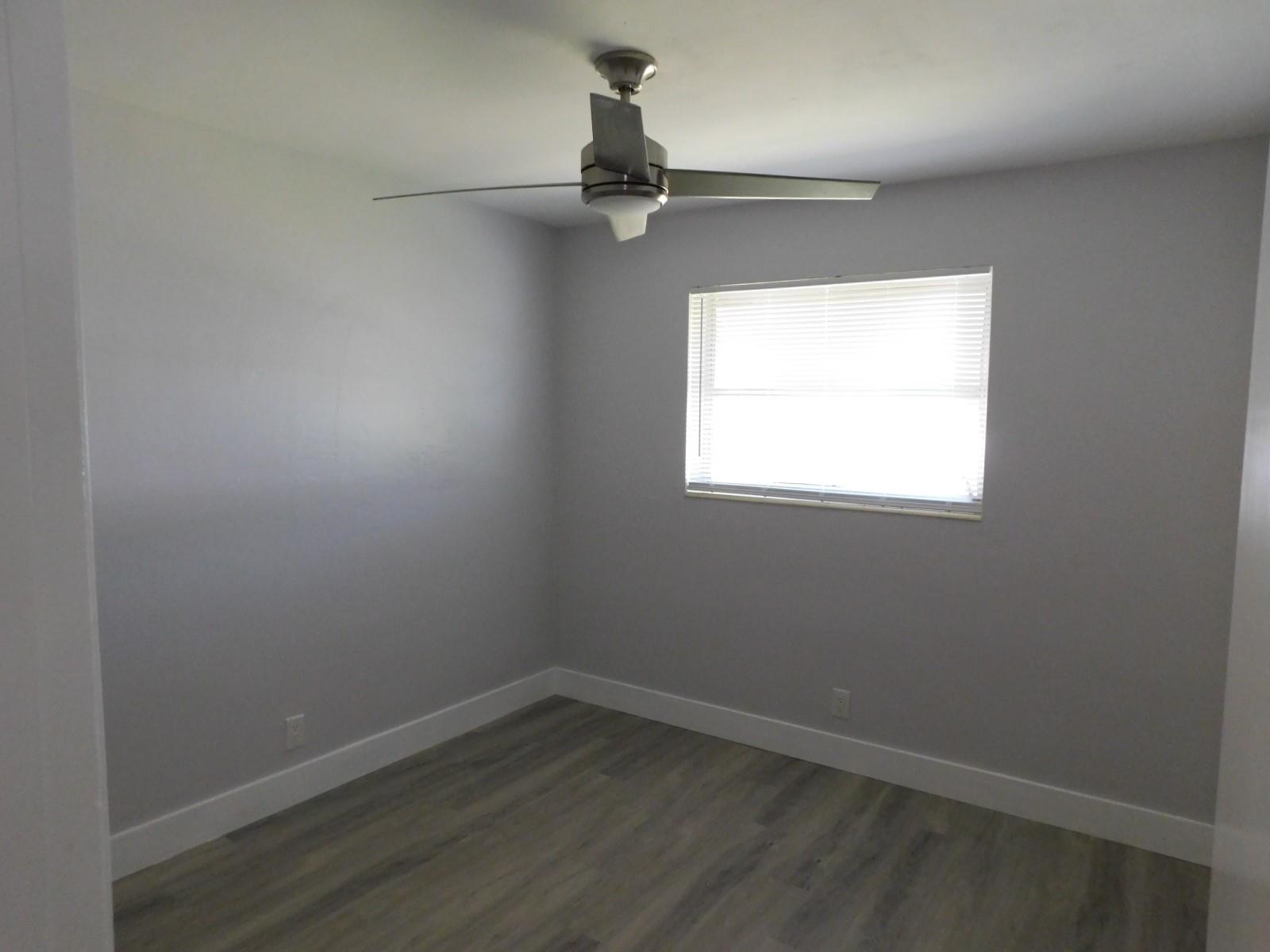 Oak Grove 27-16 B - Residential Lease