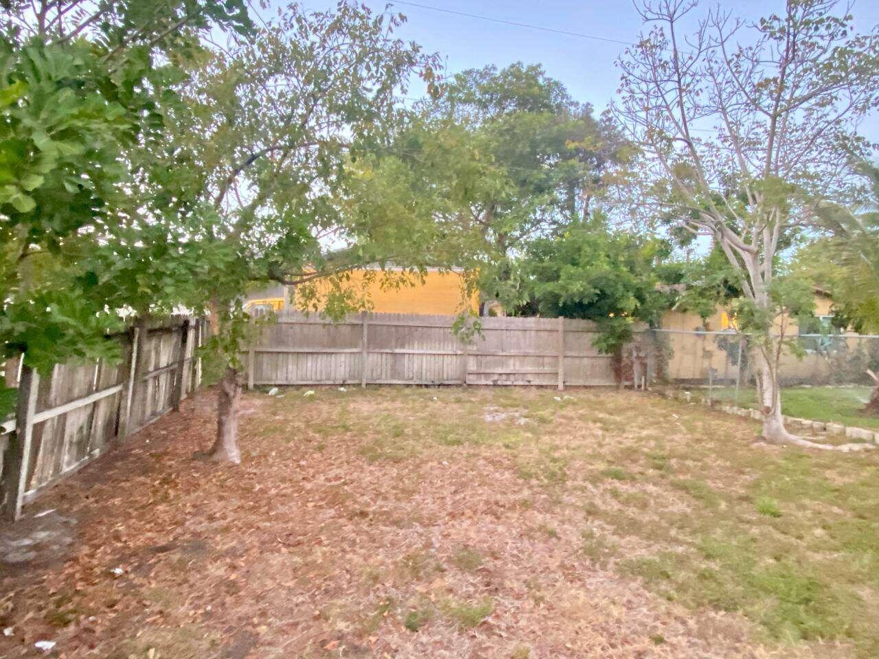 MONTICELLO PARK AMENDED PLAT - Residential Lease