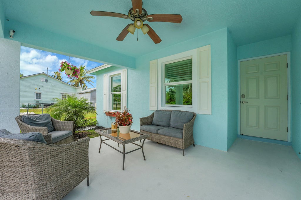 Photo of 5715 SE Pine Avenue, Stuart, FL 34997 (MLS # B26078707)