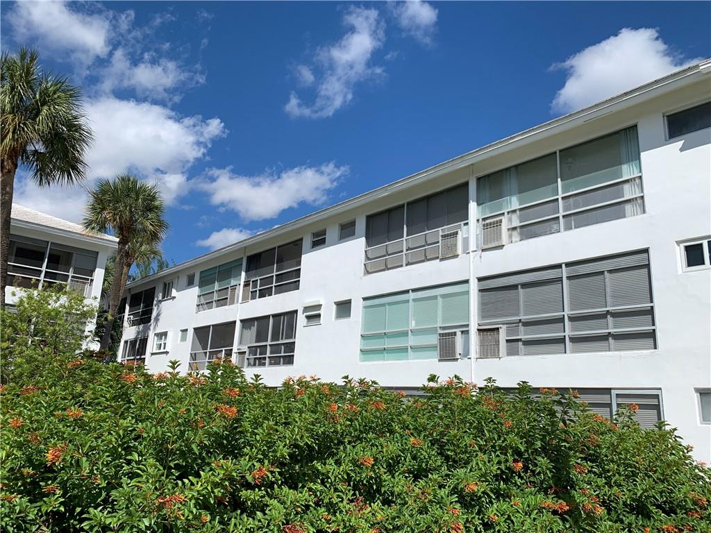 Lighthouse Point Gardens - Residential Lease