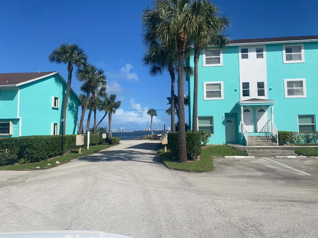 Photo of 13517 S Indian River Drive S #804, Jensen Beach, FL 34957 (MLS # R10941511)