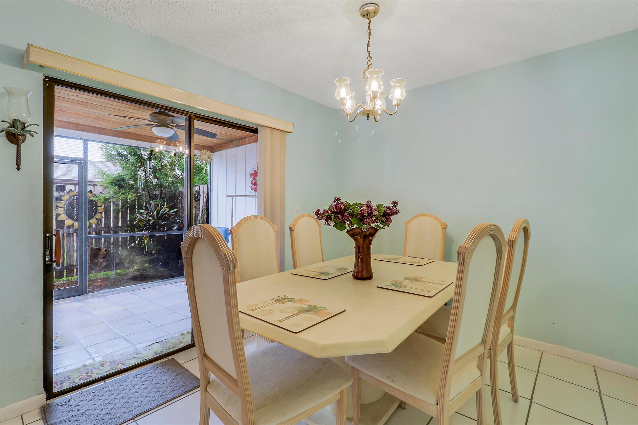 JUPITER VILLAGE TOWNHOMES - Residential