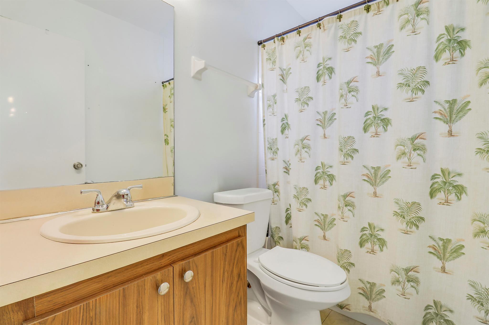 JUPITER VILLAGE TOWNHOMES - Residential