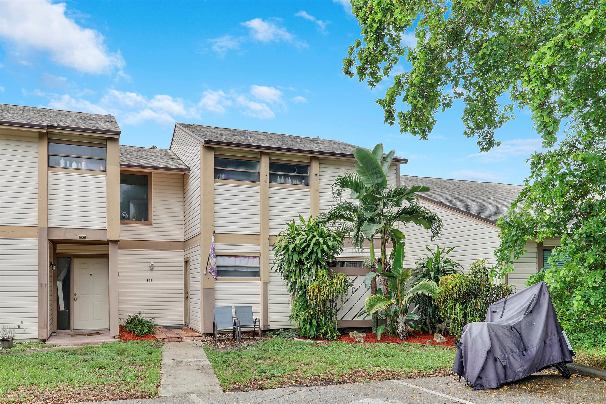 JUPITER VILLAGE TOWNHOMES - Residential