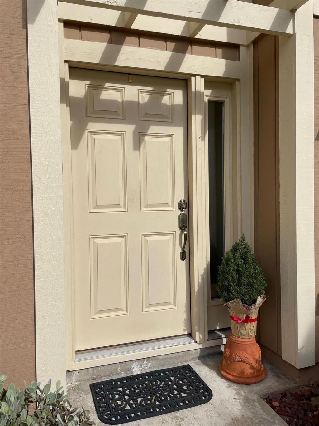 Photo of 251 Maplecrest Circle, Jupiter, FL 33458 (MLS # R10914498)