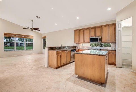 Tiny photo for 7911 Ferndale Bend Drive, Lake Worth, FL 33467 (MLS # B26070640)