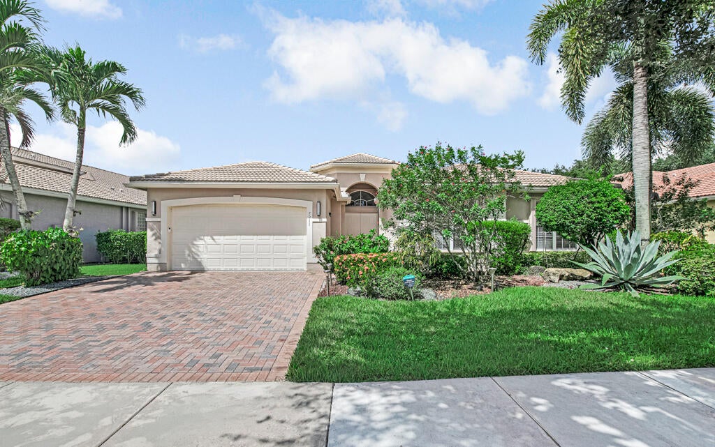 Photo of 7911 Ferndale Bend Drive, Lake Worth, FL 33467 (MLS # B26070640)