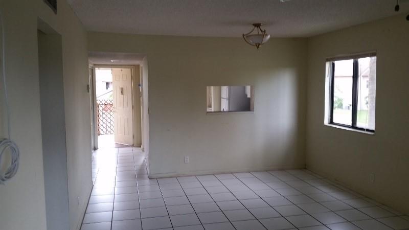 Royal Gardens - Residential