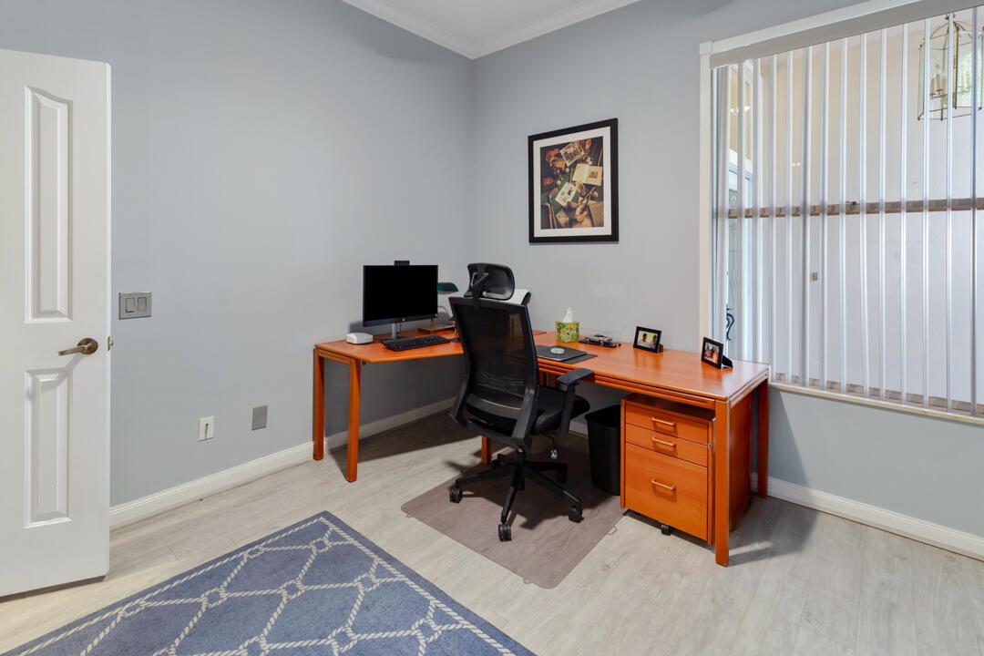 THE MEADOWS AT MARTIN DOW - Residential