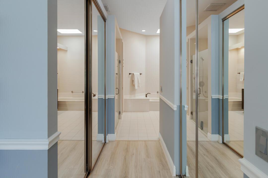 THE MEADOWS AT MARTIN DOW - Residential