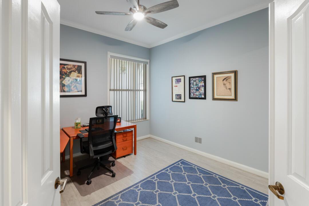 THE MEADOWS AT MARTIN DOW - Residential