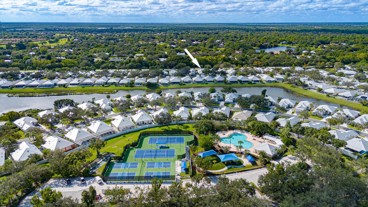 THE MEADOWS AT MARTIN DOW - Residential