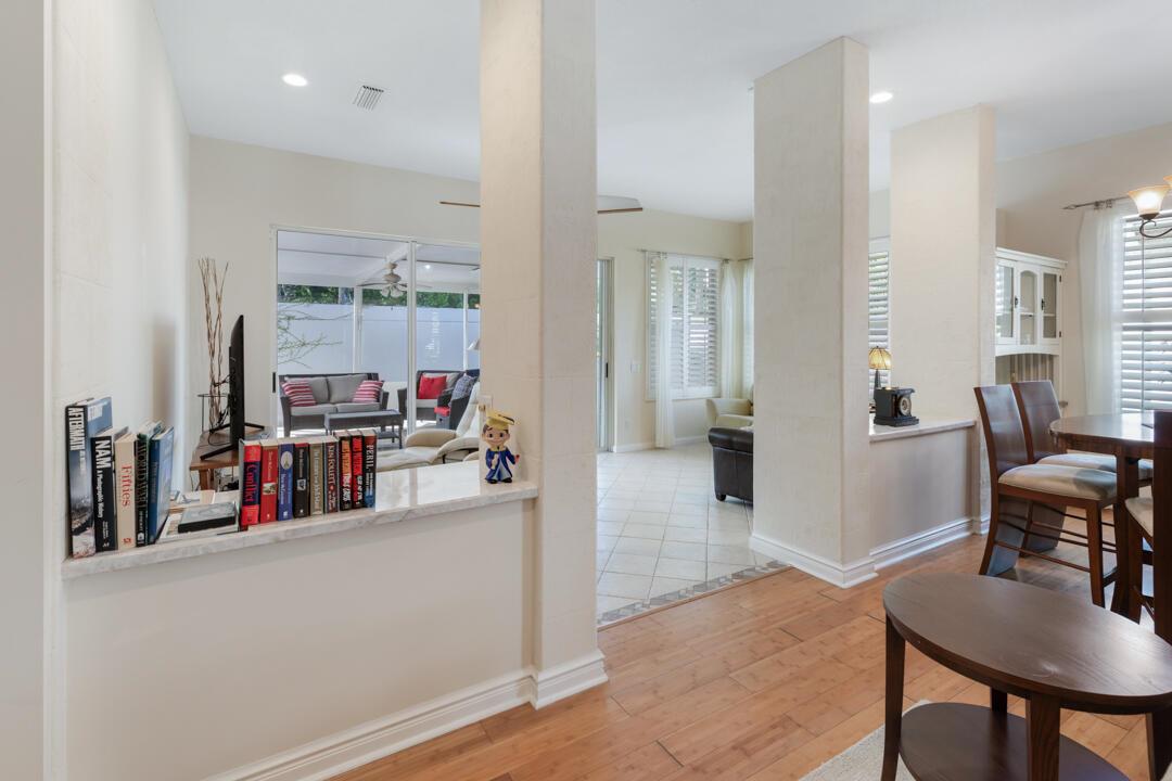 THE MEADOWS AT MARTIN DOW - Residential