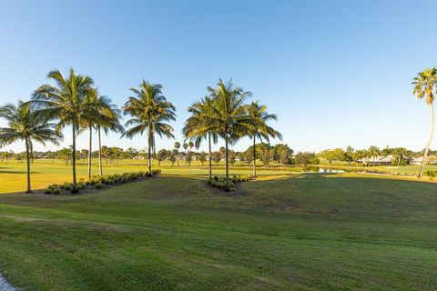 A home in Lake Worth