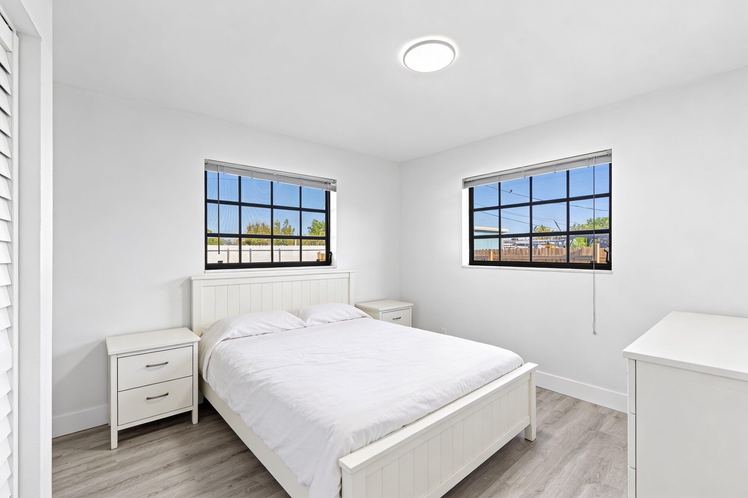 FOREST HILL PARK - Residential