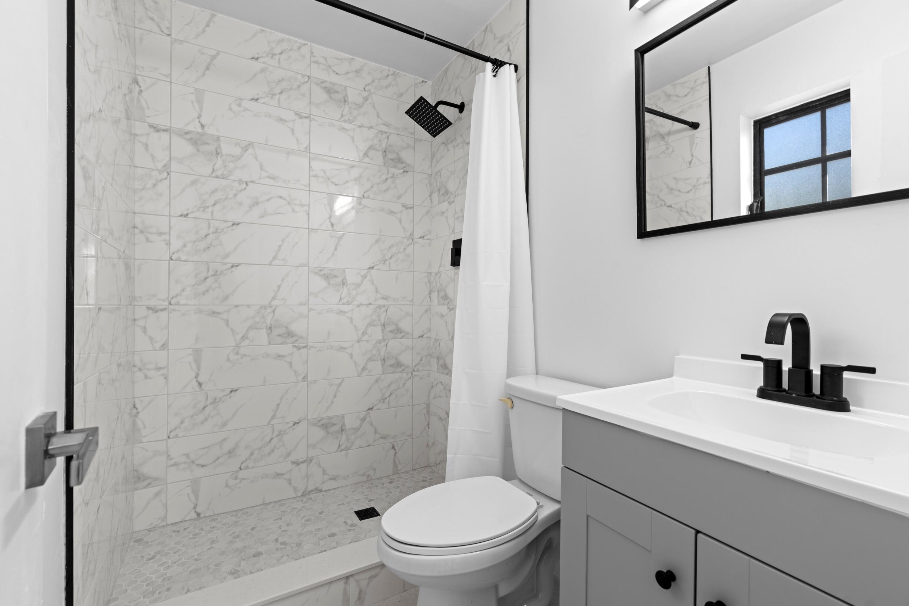 FOREST HILL PARK - Residential