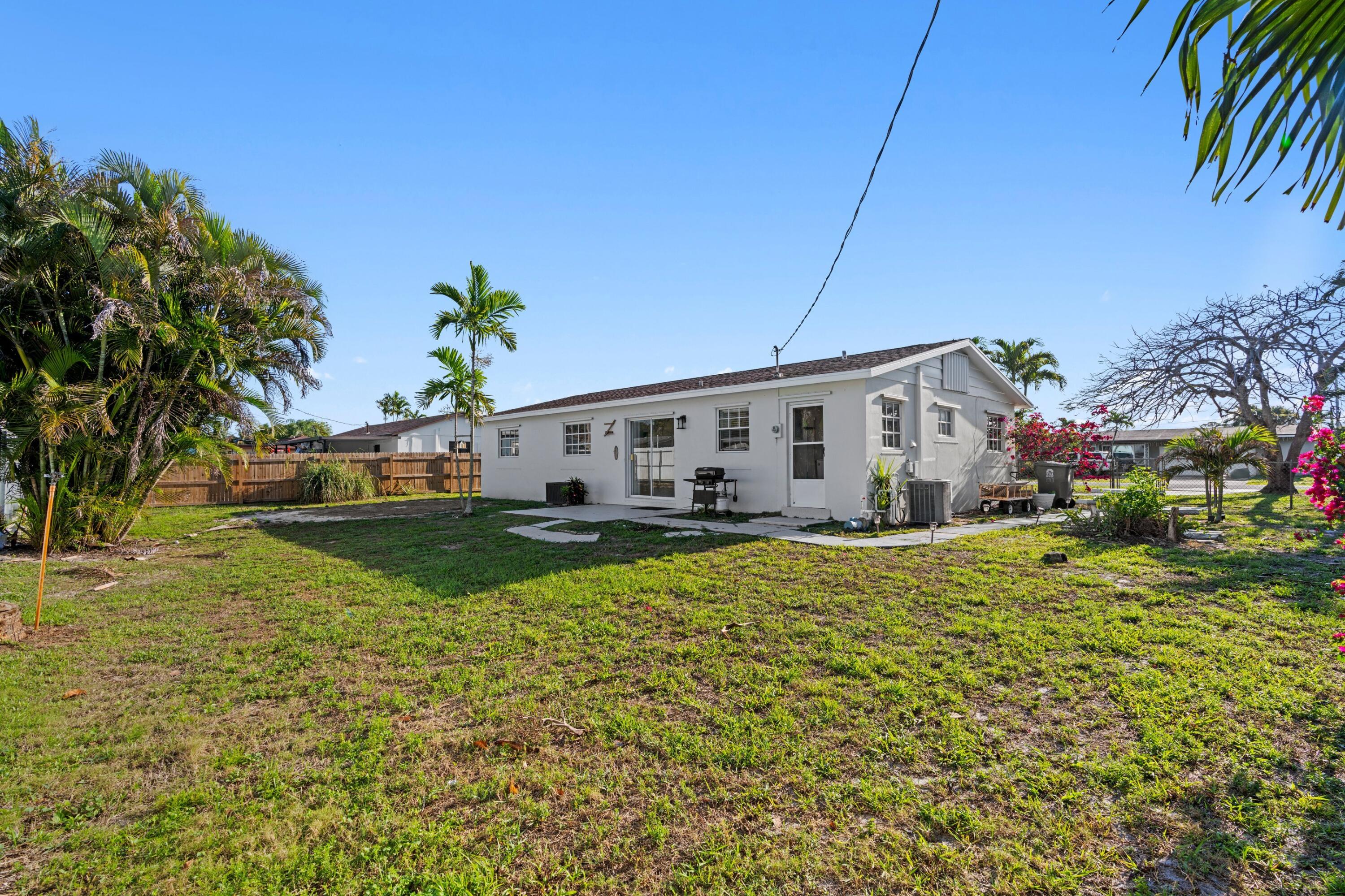 FOREST HILL PARK - Residential